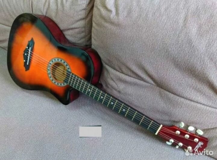 Акустическая гитара