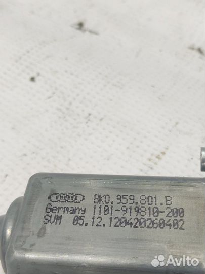 Моторчик стеклоподъемника передний левый Audi A6