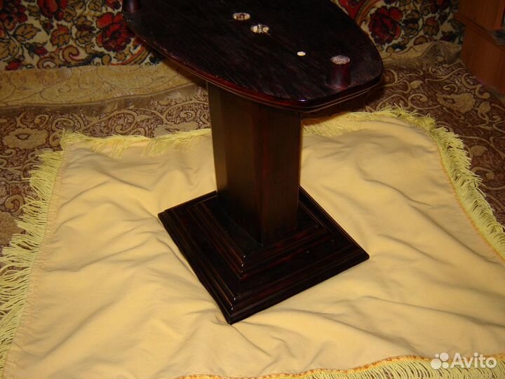 Стойки под акустику