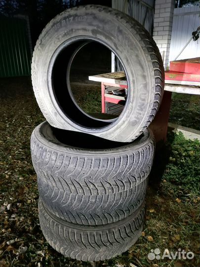 Kumho WinterCraft SUV Ice WS31 225/65 R17