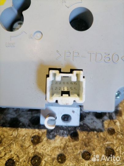 Блок управления печкой Mazda 6GG 2.0