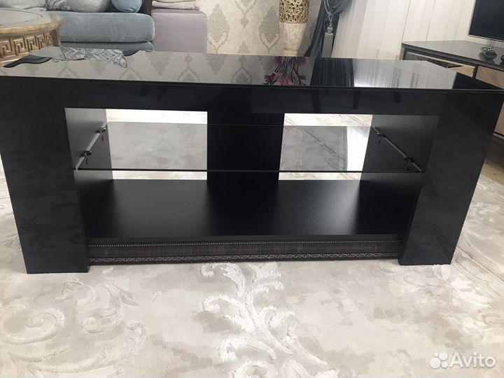 Тумба под телевизор
