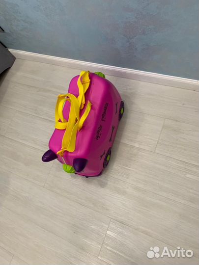 Чемодан на колесах детский trunki