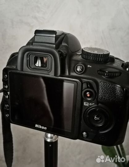 Зеркальный фотоаппарат Nikon D3100 Kit