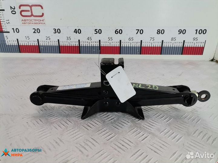 Домкрат Subaru Outback 2 2001