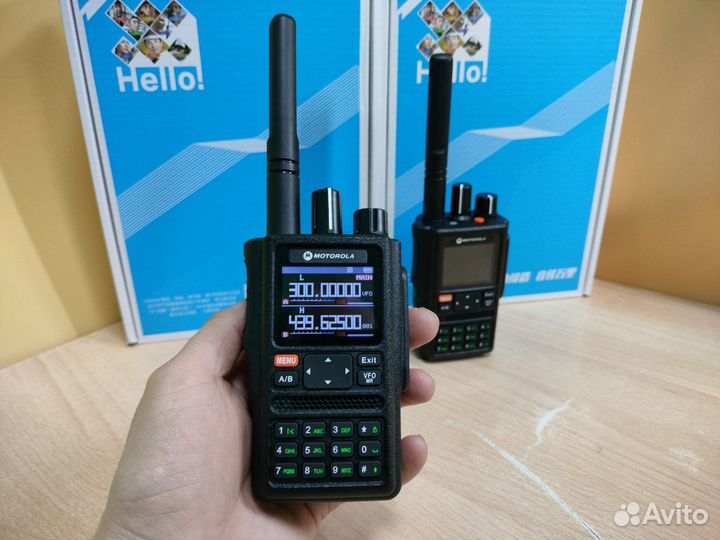 Комплект раций Motorola GP-UV650