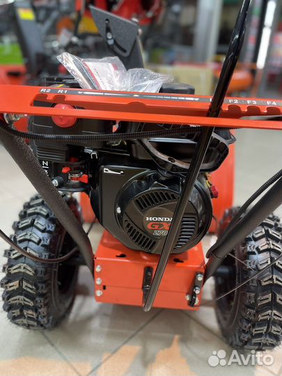 Снегоуборщик бензиновый Honda GX270 9HP