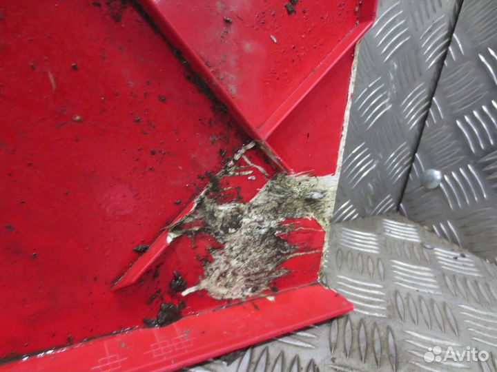 Спойлер кабины левый боковой Scania 1532455