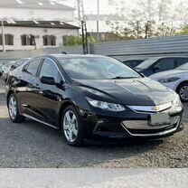 Chevrolet Volt 1.5 CVT, 2018, 129 000 км, с пробегом, цена 1 680 000 руб.