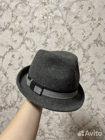 Шляпа шерстяная