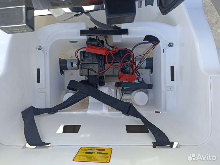 Детский Электромобиль