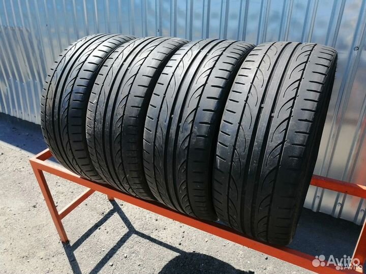 Hankook Ventus V12 Evo2 K120 205/40 R17 84W