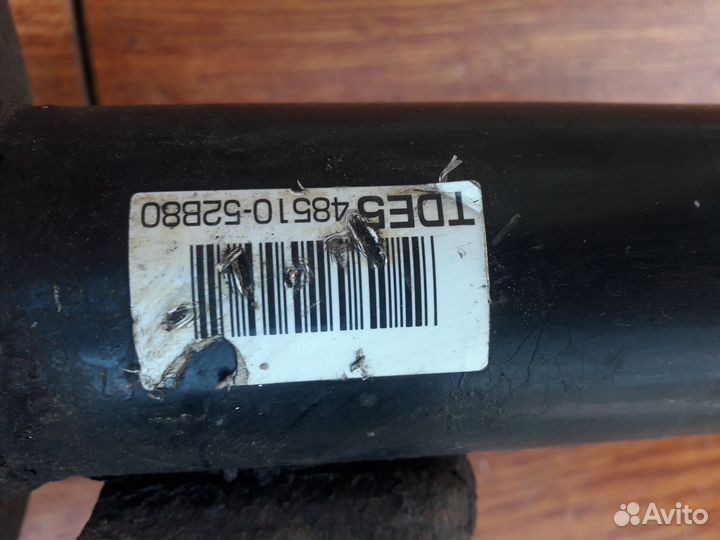 Стойка передняя правая Toyota Ractis 100