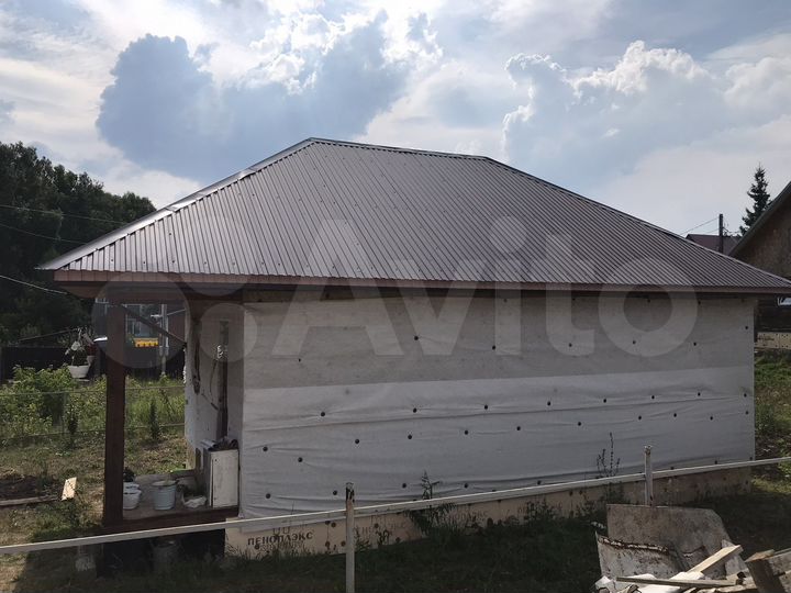 Дом 48 м² на участке 5 сот.