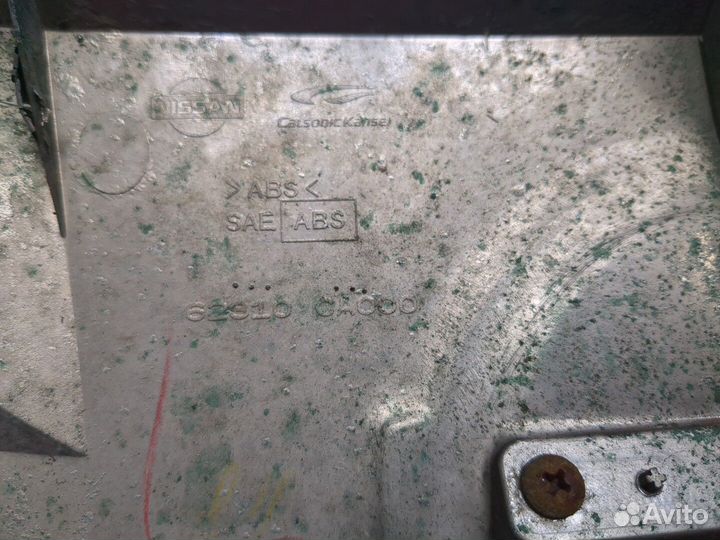 Решетка радиатора Nissan Murano, 2005