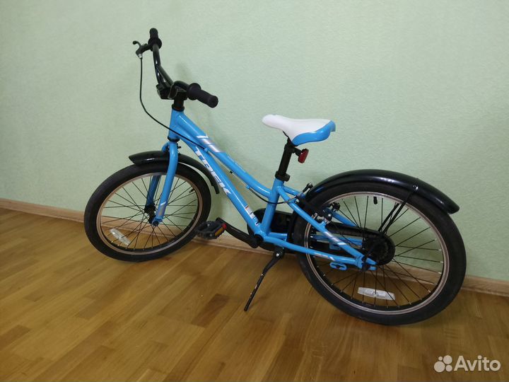 Продаю стильный, красивый велосипедTrek Precaliber