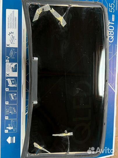 Стекло двери багажника