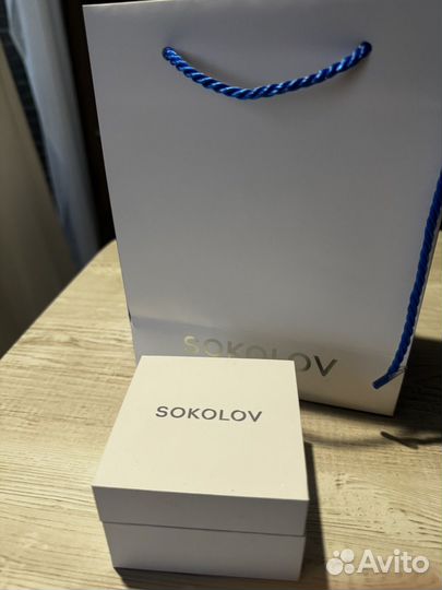 Кольцо с бриллиантом