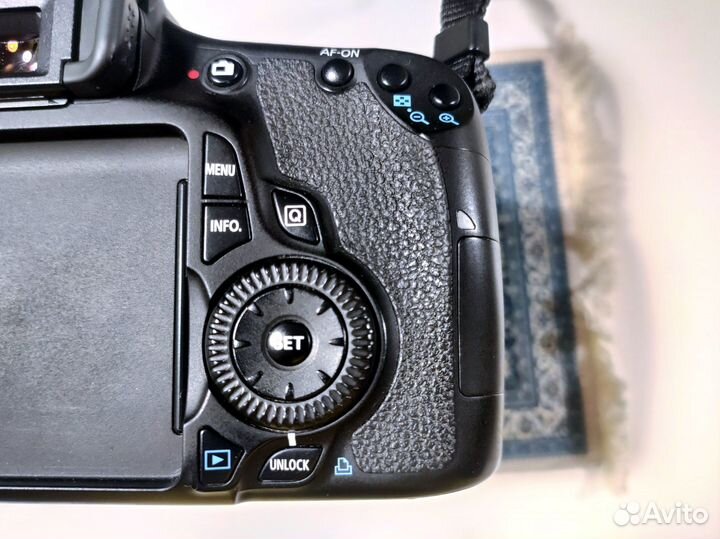 Фотоаппарат Canon EOS 60D