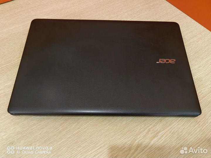 Отличный ноутбук Acer E1-522