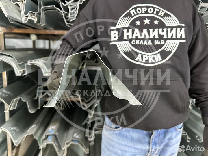 Правый порог LADA Largus