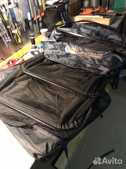 Садок головы Guru