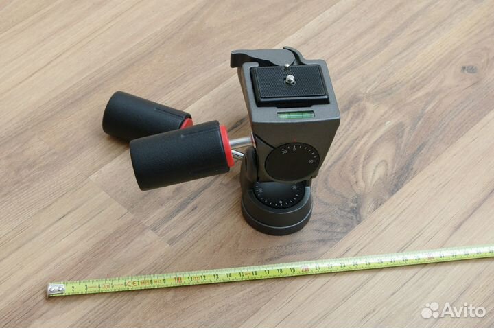 Штативная головка