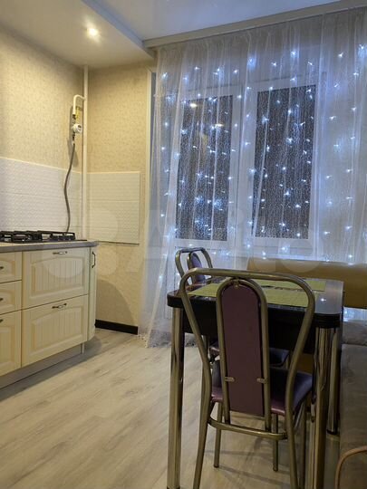 2-к. квартира, 53 м², 8/11 эт.