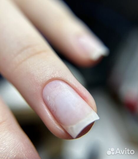 Модель на маникюр с покрытием гель лак