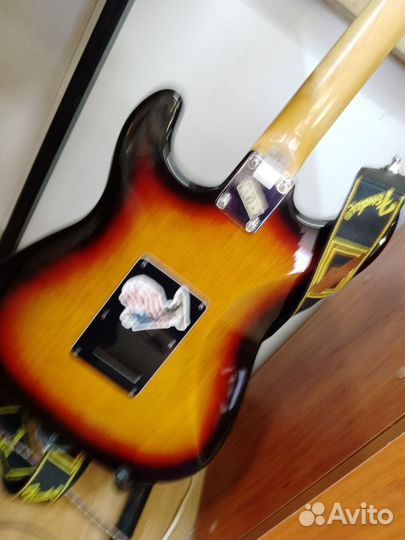 Гитара фендер стратокастер
