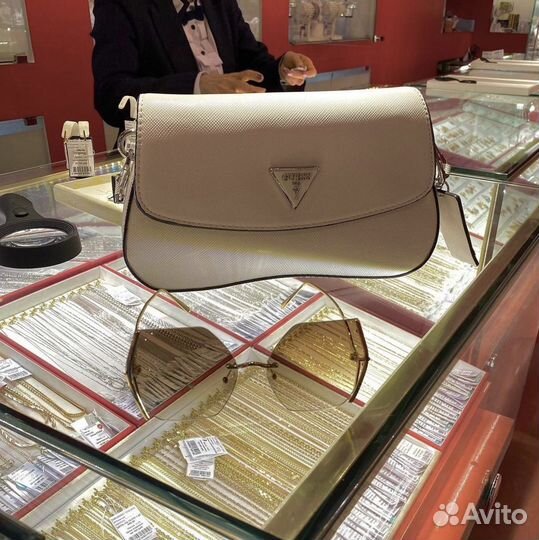 Продам стильные аксессуары на лето