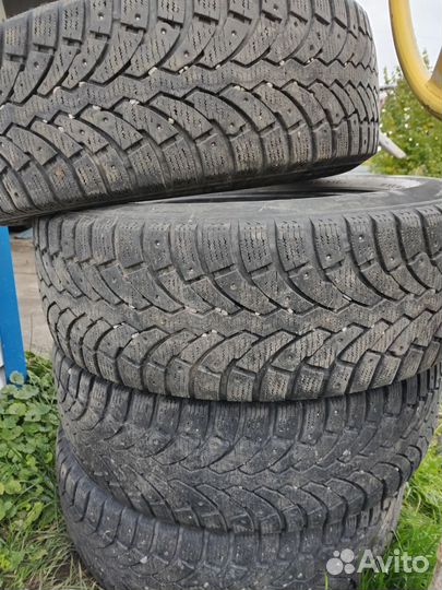 Pirelli Formula Ice 215/65