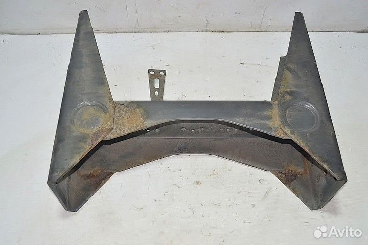 Траверса рамы scania R-series (01.04)