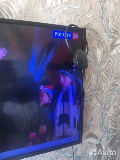 Антенна для тв комнатная