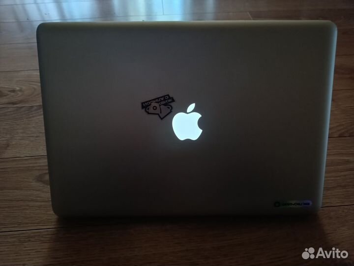 Apple MacBook Pro 15,4- i7