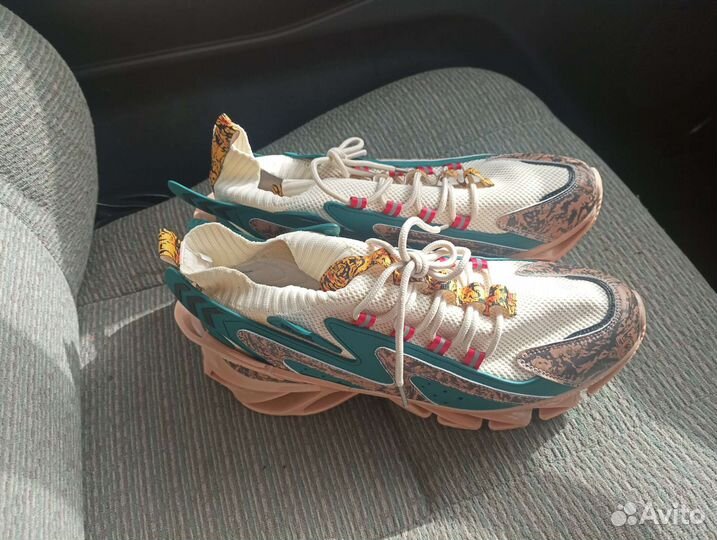 Кроссовки мужские 42 размер