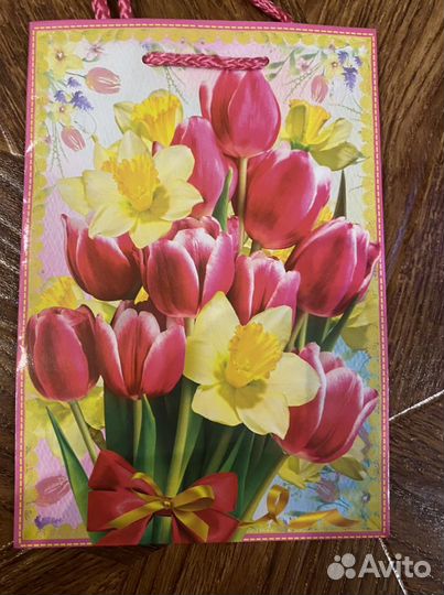 Пакеты подарочные остаток