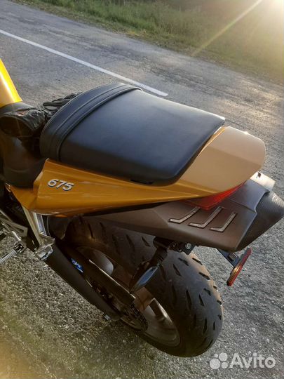 Triumph Daytona 675