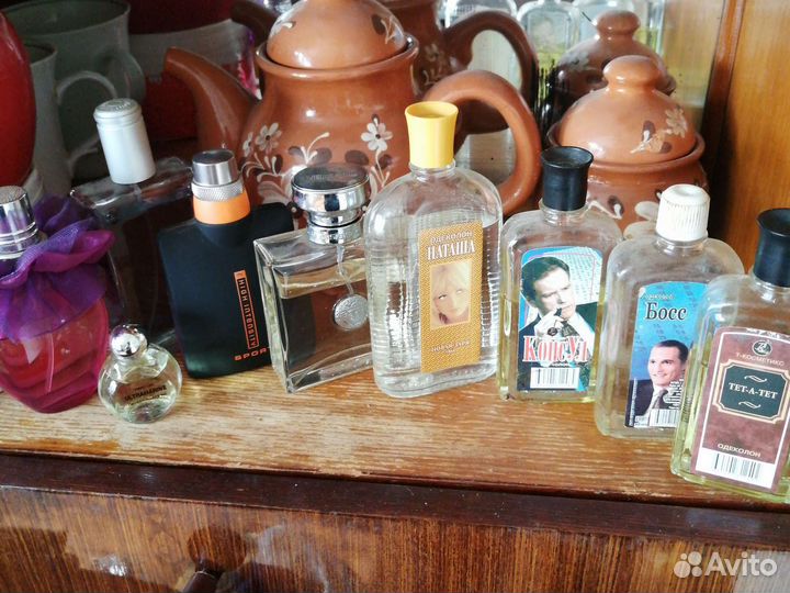 Флаконы, пузырьки, бутылочки, коробки парфюмерные