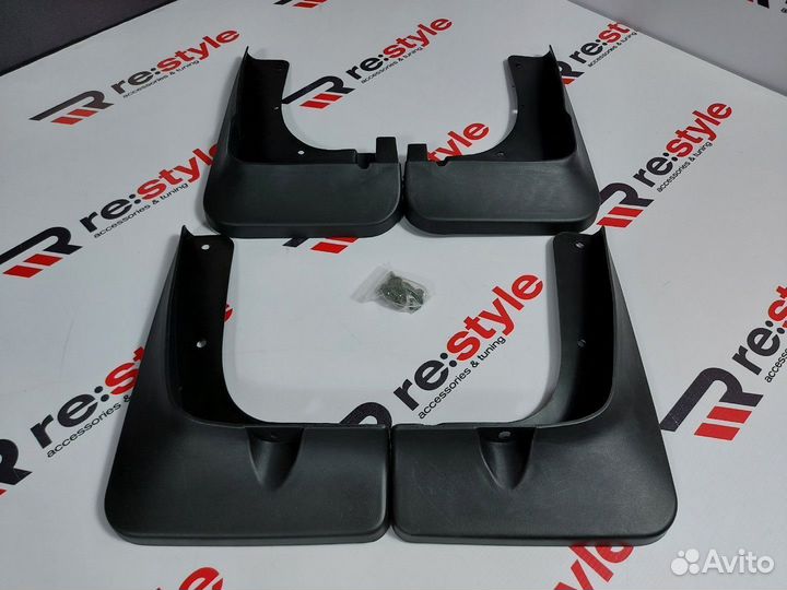 Брызговики Outlander GF 12-15г Черные