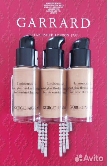 Тональный крем Armani luminous silk