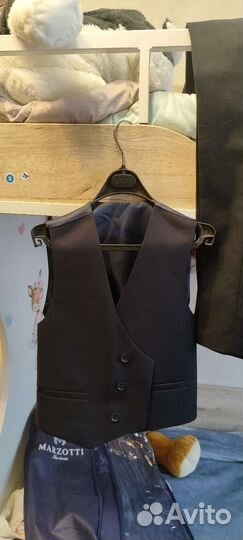 Костюм на мальчика 128