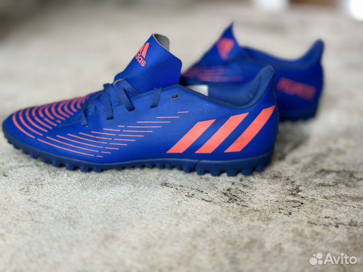 Кроссовки для футбола Adidas 42 р