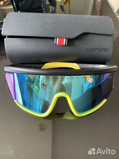 Солнцезащитные очки Carrera