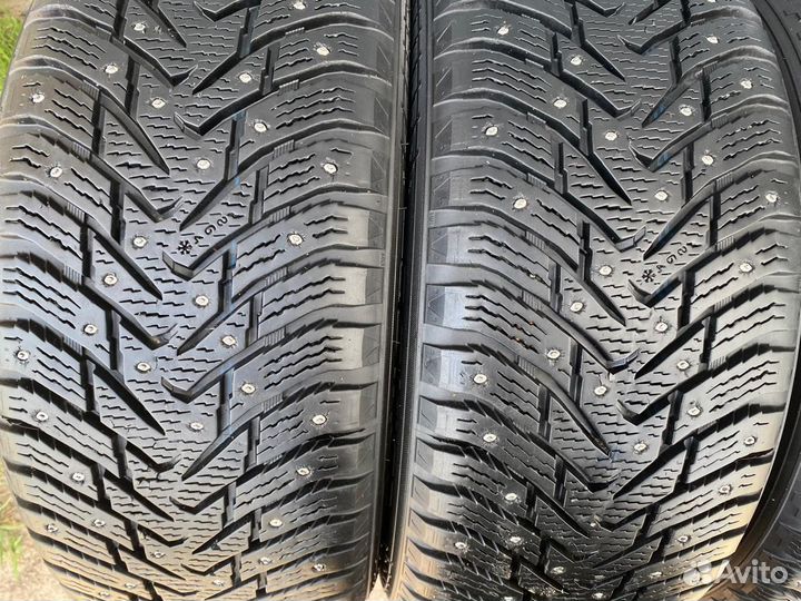 Nokian Tyres Hakkapeliitta 8 SUV 235/55 R17