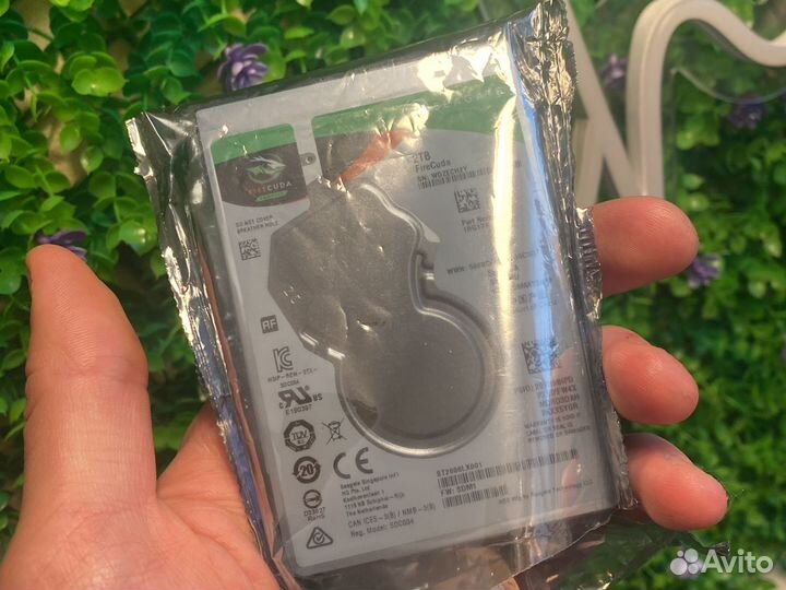 Жесткий диск seagate Firecuda ST2000LX001