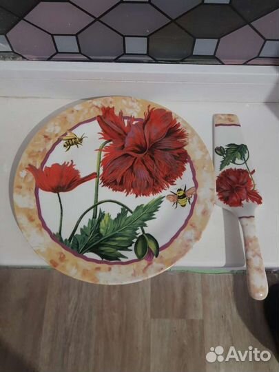 Блюдо для торта с ложкой