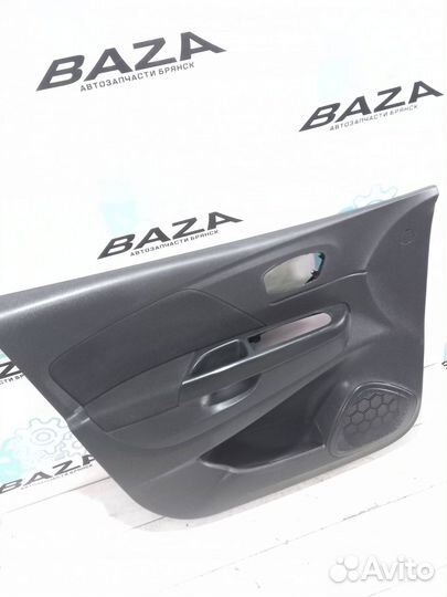 Обшивка двери передней левой Renault Kaptur