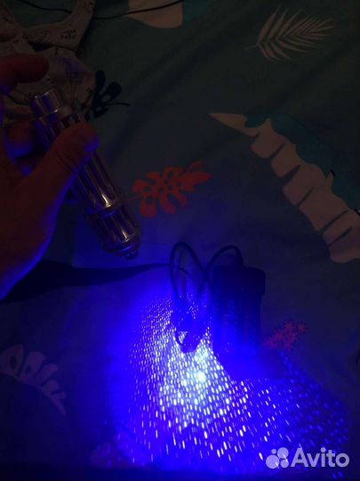 Мощный лазер указка