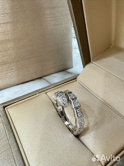 Золотое кольцо bvlgari serpenti змея